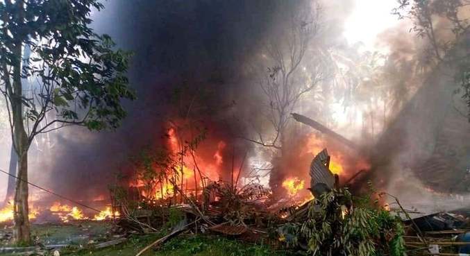 Cerca de 40 pessoas foram resgatadas e 17 morreram no acidente