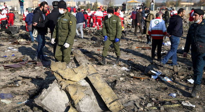 Boeing 737 da Ukraine Airlines caiu no Irã sem deixar sobreviventes