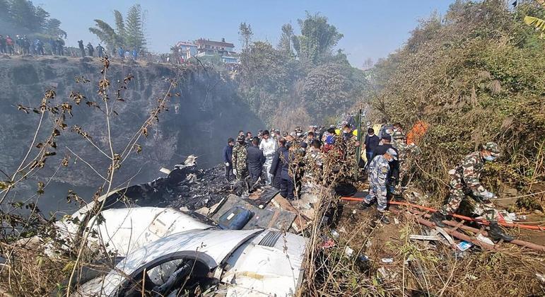 Queda de avião no Nepal está sendo investigada e a causa ainda é desconhecida