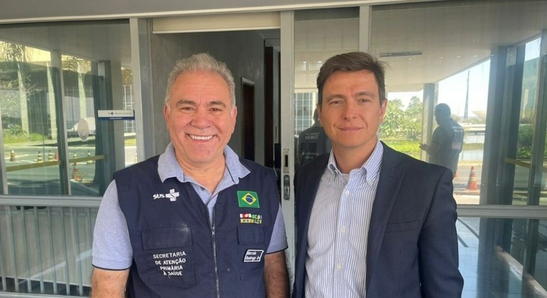 Ministro da Saúde, Marcelo Queiroga, e Bruno Dalcolmo, novo secretário-executivo da pasta
