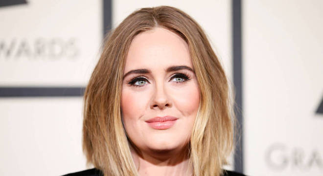 Quem são as 10 cantoras americanas mais bem pagas do mundo