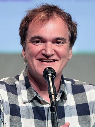 Quentin Tarantino - O cineasta americano, 58 anos, usa sempre canetas vermelha e preta para começar a escrever um roteiro. Ai dele se não fizer assim. 
