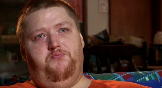 Depois de perder o pai e a irmã para a obesidade, ele decidiu lutar e recorrer à cirurgia bariátrica para não ter o mesmo fim
