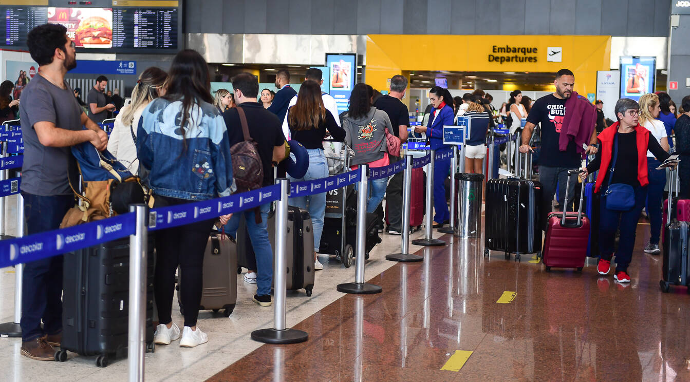 Aeroporto de Americana (SP) registra aumento de 50% no número de voos