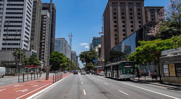 Rodízio de carros em São Paulo voltará apenas em 9 de janeiro