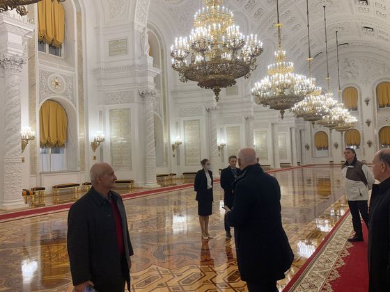 Presidente Jair Bolsonaro faz visita guiada ao Kremlin