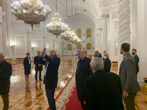 Presidente Jair Bolsonaro faz visita guiada ao Kremlin