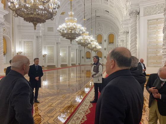 Presidente Jair Bolsonaro faz visita guiada ao Kremlin