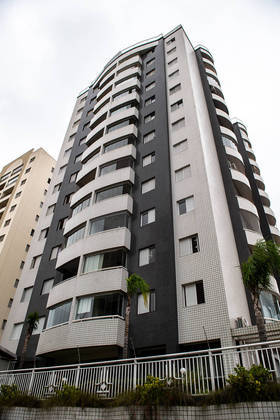 São Paulo, SP - 28.03.2023 - Caso Isabella Nardoni - Prédio na rua Santa Leocádia, 138, zona norte da cidade, local onde morreu Isavbella Nardoni e mural em homenagem à vítima. Foto Edu Garcia/R7
