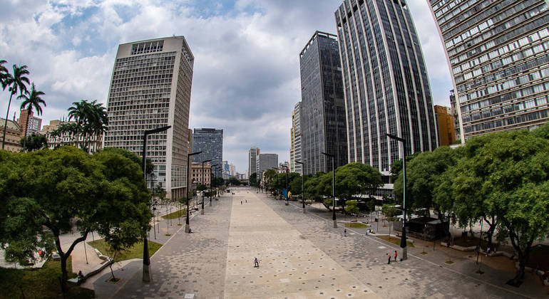 Cidade de São Paulo tem mais um dia de sol forte com máxima de 31ºC
