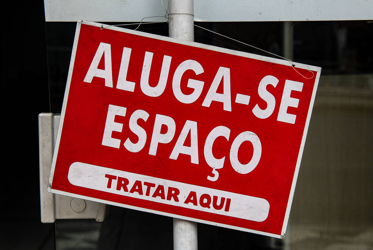 São Paulo, SP - 19.04.2023 - Comércio Fechado -  Centro velho da cidade com  portas e comércio fechados. Foto Edu Garcia/R7