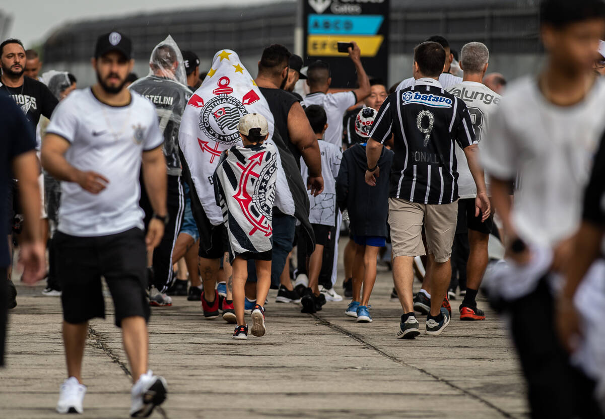 Corinthians Consegue Efeito Suspensivo E Vai Ter Torcida Contra O RB ...