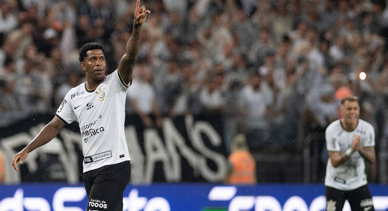 Corinthians recebe Santo André para manter invencibilidade na Arena