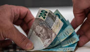 Concessão de crédito consignado a segurados do INSS cresce 40% em 1 mês (Edu Garcia/R7 - 04.09.2023)