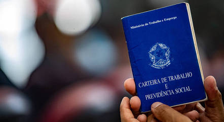 Desemprego afeta 9,4 milhões de brasileiros