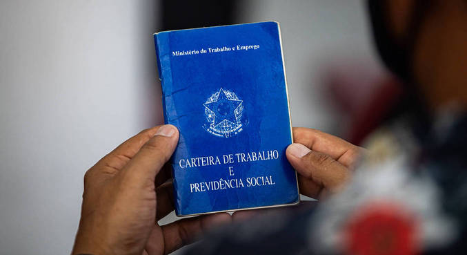 Brasil soma quase 2,5 milhões de contratações formais em 2022