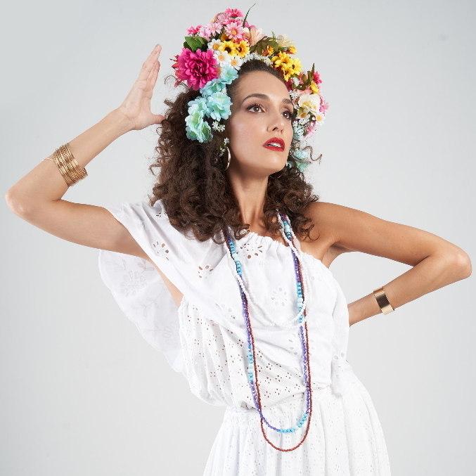 Bruna sempre foi fã de Clara Nunes e diz que está sendo uma honra interpretá-la