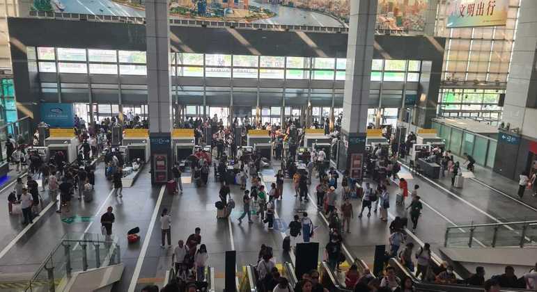 Estações de trem de alta velocidade atraem o público interno pela rapidez e conforto