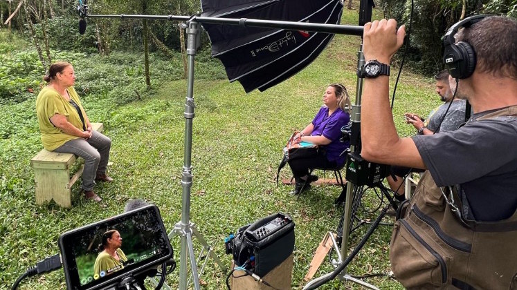 Maria Auxiliadora da Silva, dona do terreno onde fica a casa do Sr. Afonso, fala da mudança no Pico dos Marins ao longo dos anos e relembra como recebeu a notícia do sumiço do escoteiro: 'Falaram para não dar muita atenção porque ele [o Marco Aurélio] ‘era rico’'.
