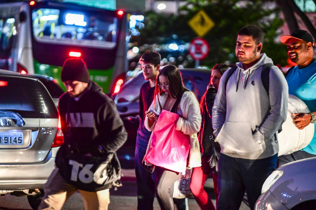 Céu permanece nublado e pode garoar em São Paulo – Metro World News Brasil