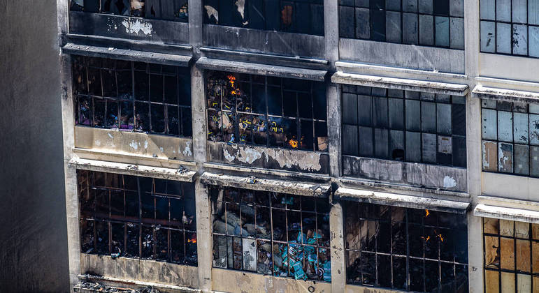 Prefeitura de SP faz acordo com proprietário de edifício incendiado para agilizar demolição