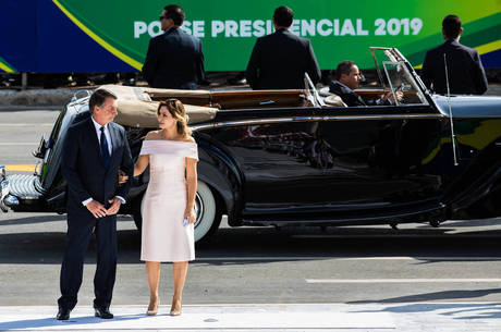 Bolsonaro passa o fim de semana em Brasília