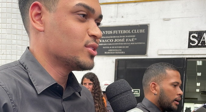 Gabriel e Octávio lamentam não terem herdado o gene do futebol de Pelé