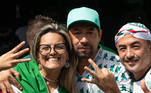 São Paulo, SP - 08.02.2022 - Mundial de Clubes, Palmeiras x Al Ahly, torcedores comemoram vitoria na rua caraibas, perdizes, sede da Tupi. Foto Edu Garcia/R7
