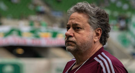 Júlio Casares, presidente do São Paulo, criticou a arbitragem do jogo contra o Flamengo