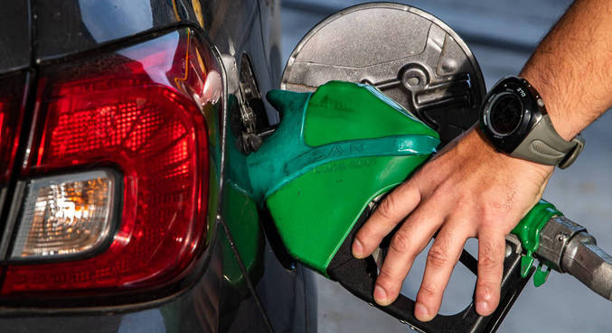 Preço da gasolina subiu 8,33% em março, mostra IBGE