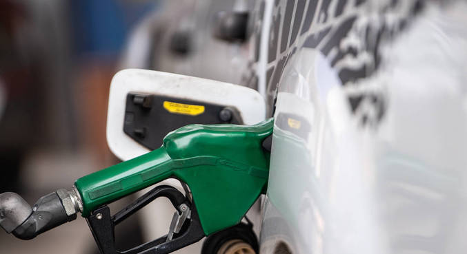 Preço médio da gasolina subiu para R$ 7,247, aumento de 0,4% 