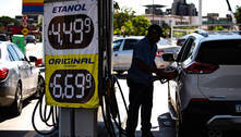 Gasolina cara puxa inflação prévia de abril para 1,73%, a maior desde 1995 