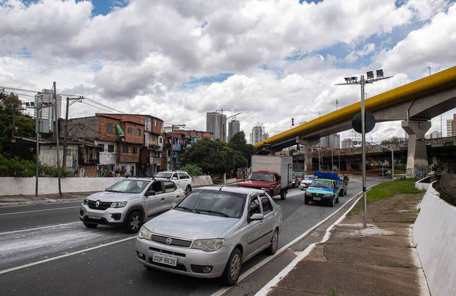 São Paulo, SP - 13.01.2023 - Radares que mais multam na cidade - Radares que são campeões de autuação de infração no trânsito da cidade. Viaduto Grande São Paulo.  Foto Edu Garcia/R7