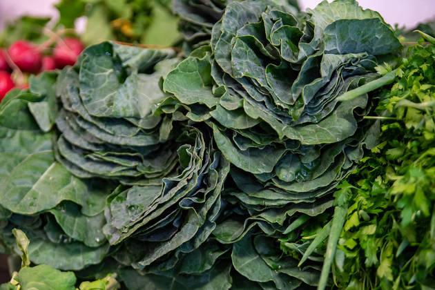 São Paulo, SP - 06.07.2022 - Sacolão - Sacolão da rua Caio Craco, zona oeste da cidade. Oferta de legume, verdura, frutas e hortaliças, tempero etc. Foto Edu Garcia/R7