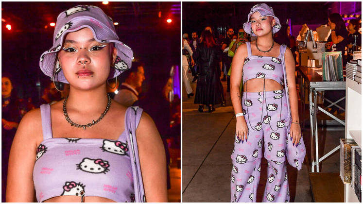 Karen Cordeiro incorporou a Hello Kitty dos pés a cabeça em um look divertido e diferente