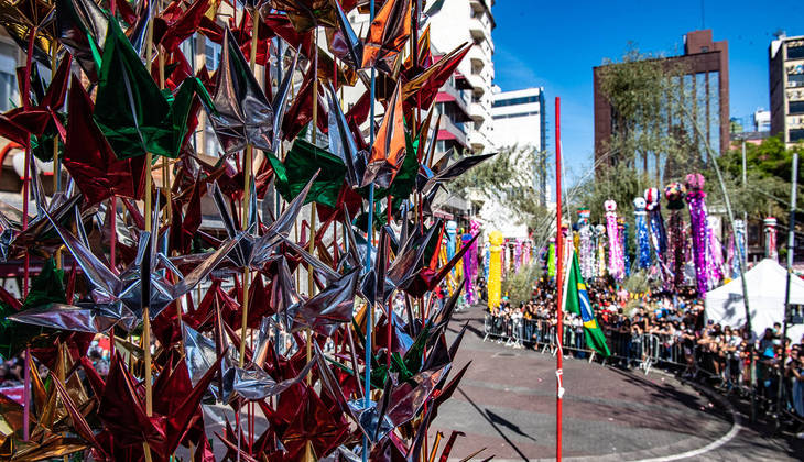 São Paulo, SP - 09.07.2022 - Tanabata Matsuri - Festa tradicional japonesa com apresentação de dança folclórica, lutas marciais, comidas típicas. Praça da Liberdade. Foto Edu Garcia/R7
