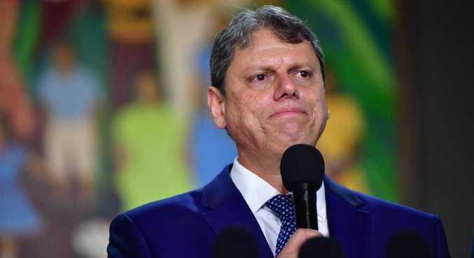 Tarcísio afirma que a prioridade de sua gestão será o cuidado com as pessoas