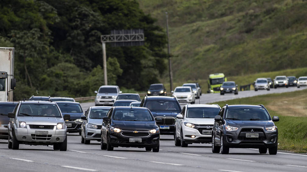 Motoristas tomam, em média, 730 multas por hora nas rodovias brasileiras – Notícias