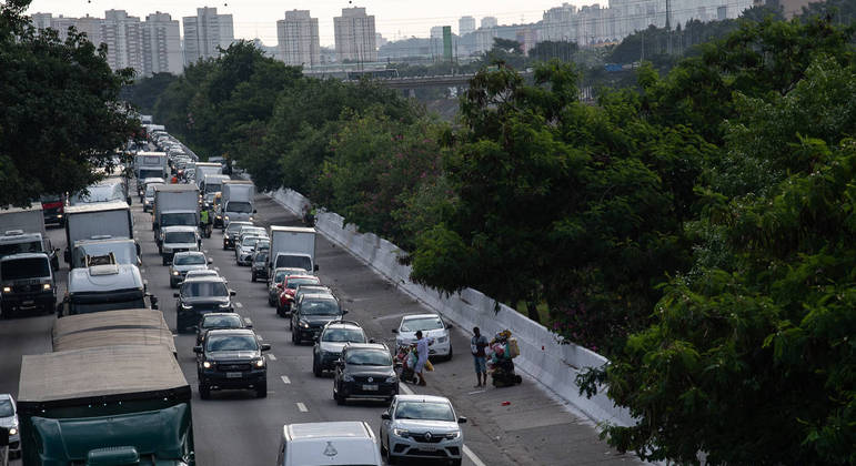 Trânsito na marginal Tietê, em São Paulo