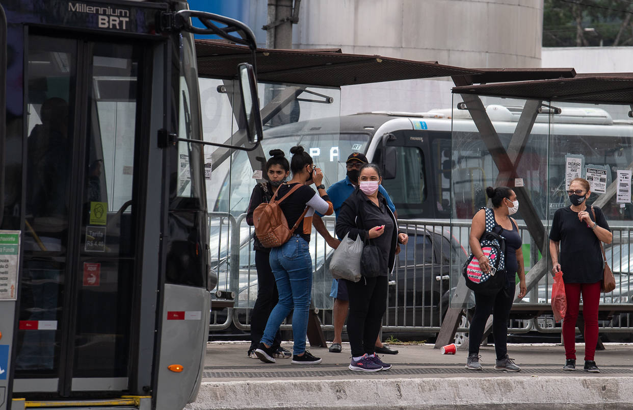 Ônibus de Louveira terão horário de pico antecipado nos dias de