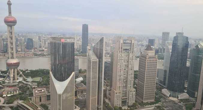Xangai, metrópole com 25 milhões de habitantes, é o centro financeiro da China