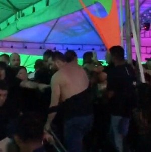 Evento em Angra tem cinco baleados
