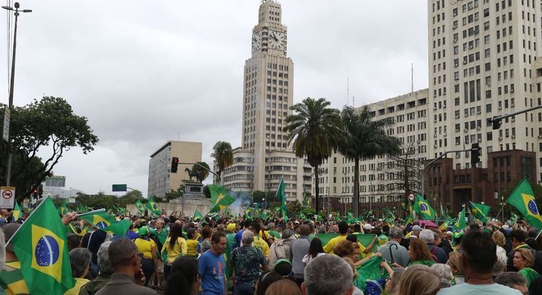 Acampamentos foram montados após derrota do ex-presidente no segundo turno