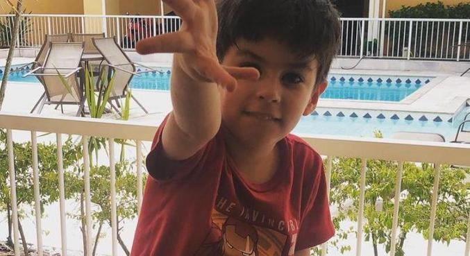 Henry falou com a mãe, que estava em salão de beleza, no dia de suposta tortura