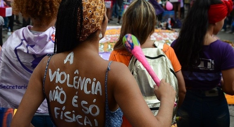 Mais de 30 mil mulheres vítimas de violência já foram atendidas em todo o país