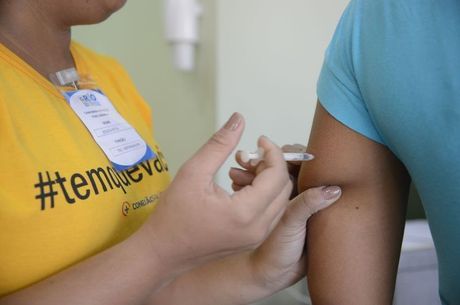Secretaria reforça importância das pessoas se vacinarem