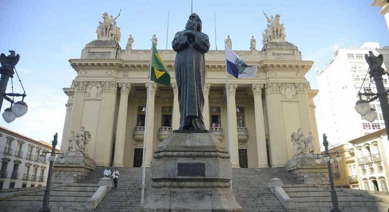 Sede histórica da Alerj reabre para visitação no centro do Rio