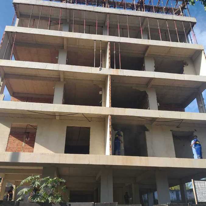 Prédio será demolido na zona oeste do Rio
