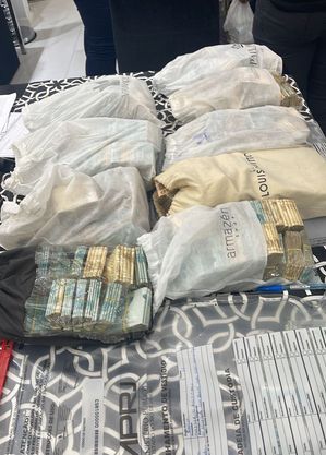 Material foi apreendido na casa da delegada
