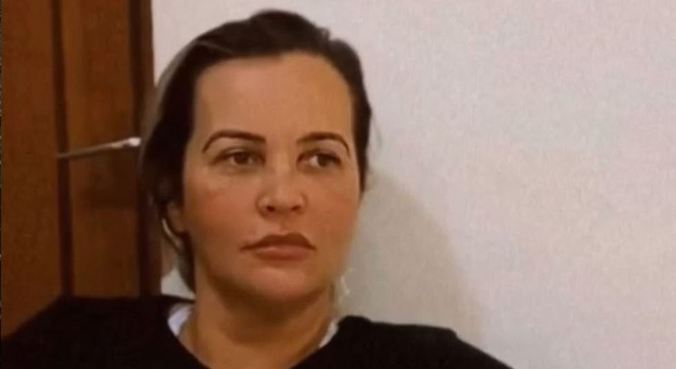 Cintia Mariano está presa sob suspeita de envenenar enteados no Rio
